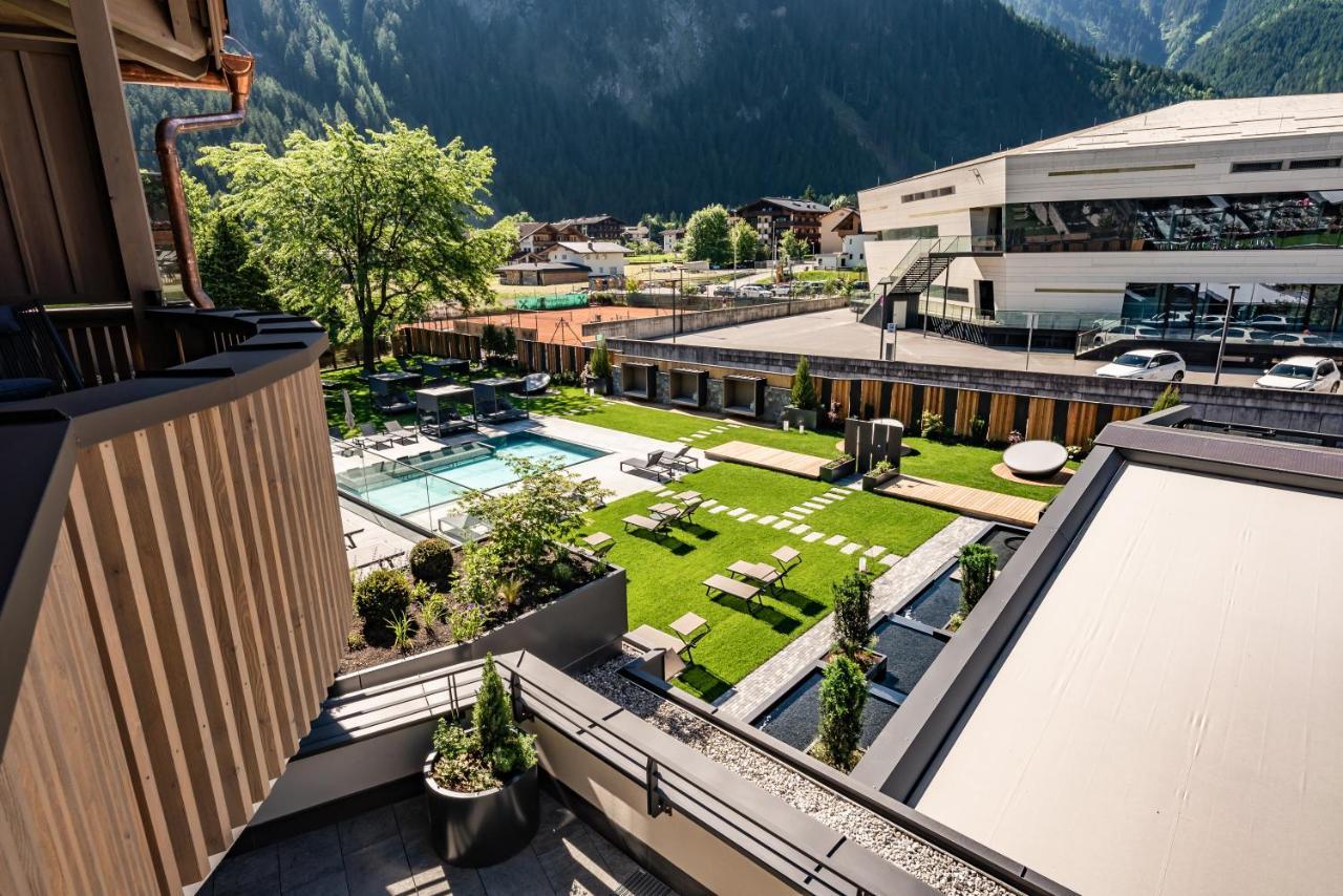 Hotel Berghof Mayrhofen Gmbh Esterno foto
