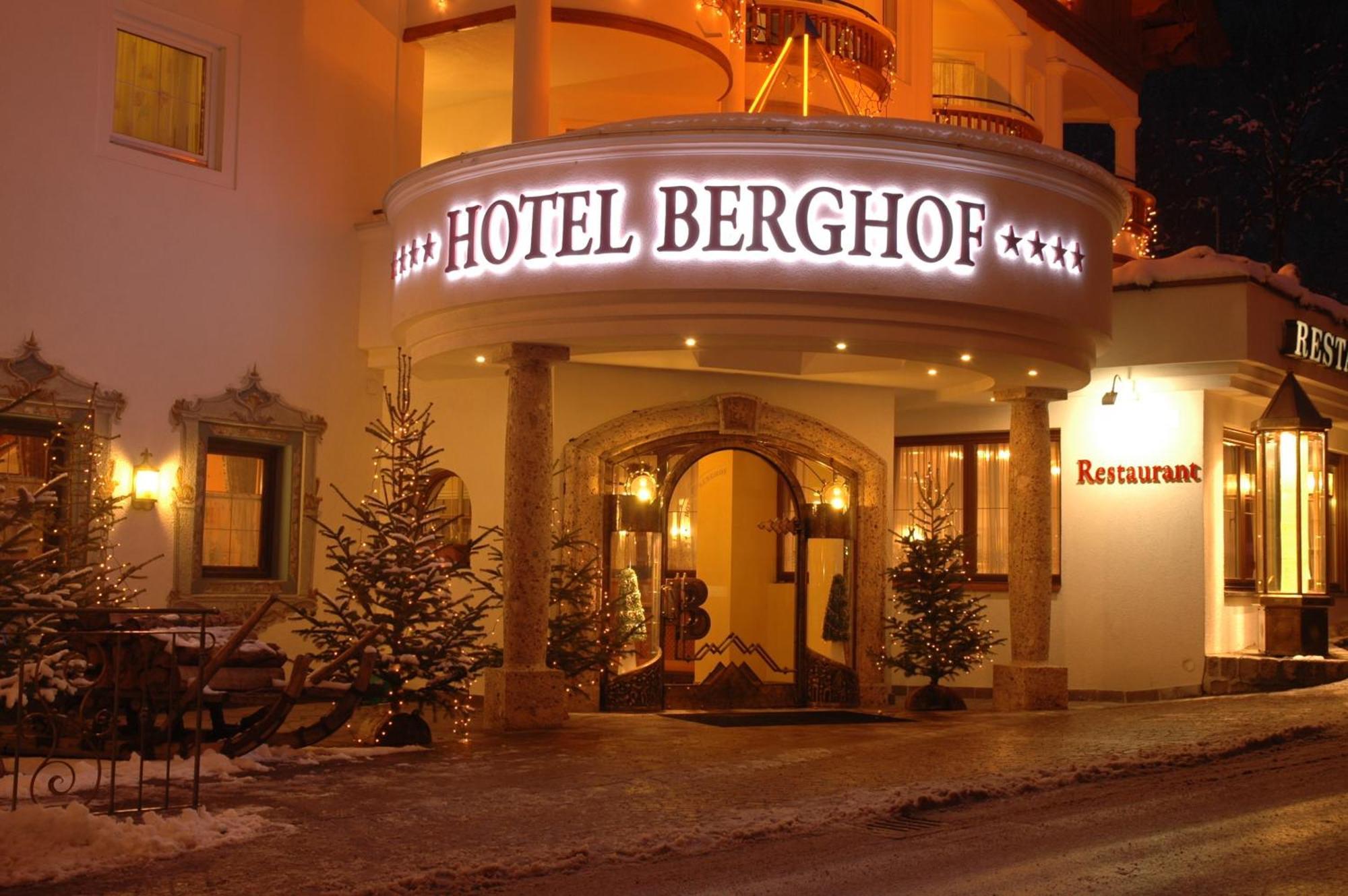 Hotel Berghof Mayrhofen Gmbh Esterno foto